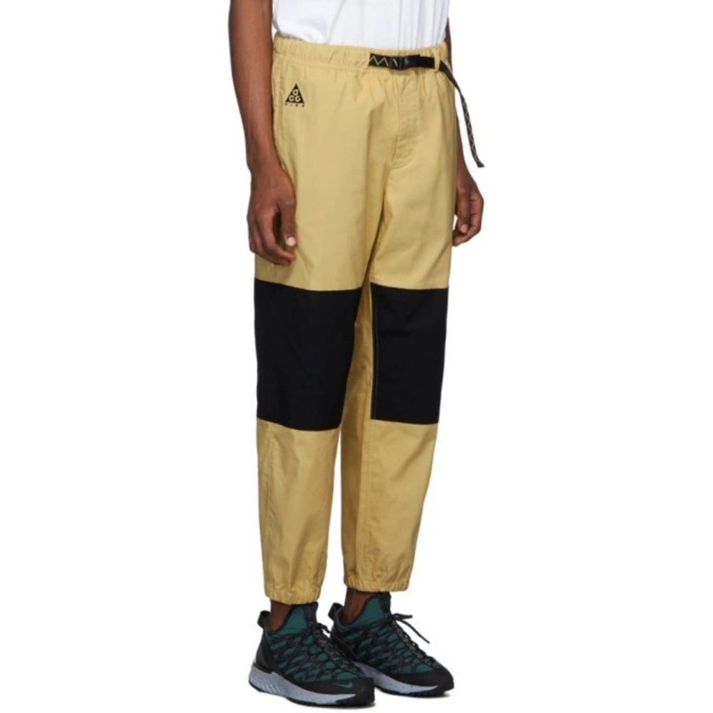 Men's Black and Tan Pants
